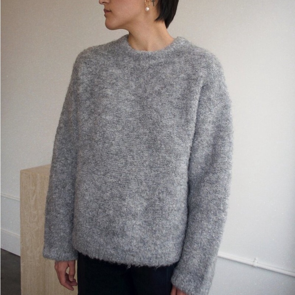 Cozy Gray Crew Neck Sweater